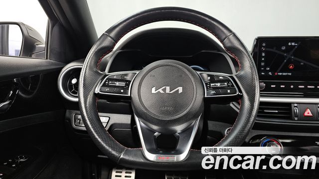 Kia K3 2022 — photo 13