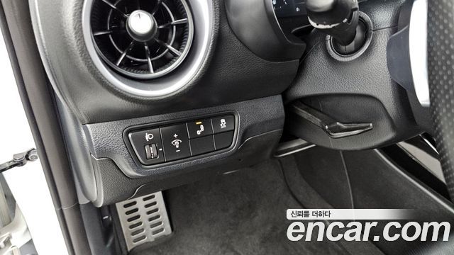 Kia K3 2022 — photo 16