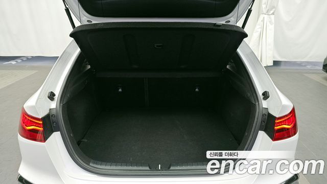 Kia K3 2022 — photo 20