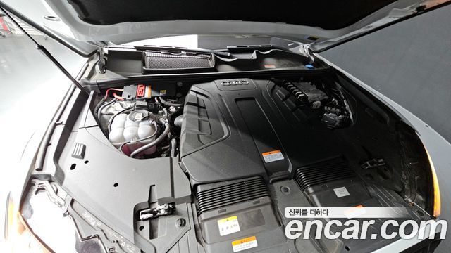 Audi Q7 2023 — photo 6