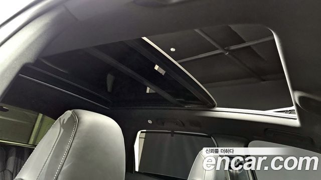 Audi Q7 2023 — photo 18