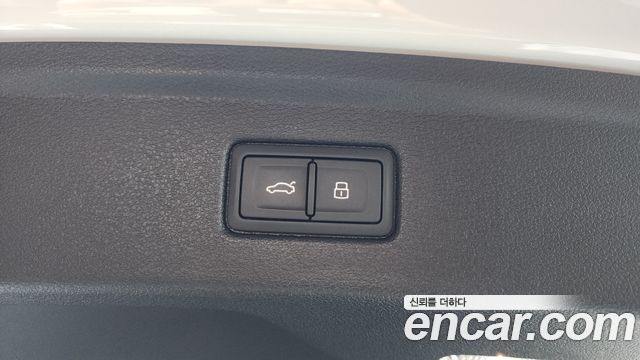 Audi A5 2019 — photo 18