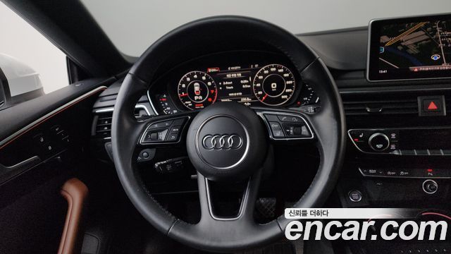 Audi A5 2019 — photo 14