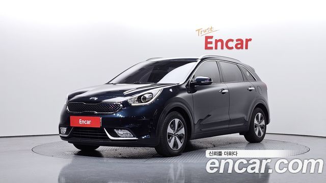 Kia Niro 2017 — photo 1