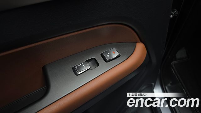 KG Mobility Rexton 2019 — photo 19