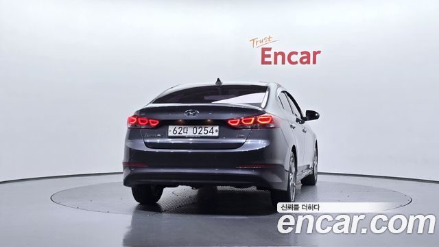Hyundai AVANTE 2017 — photo 4