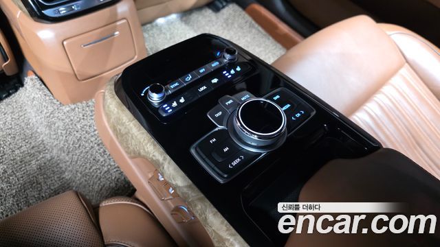 Genesis G90 2020 — photo 19