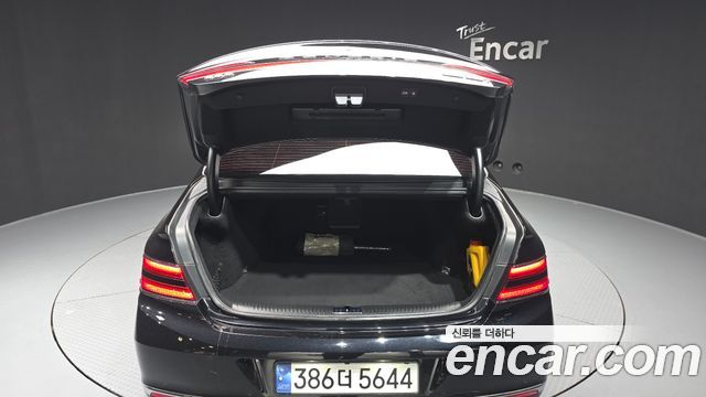 Genesis G90 2020 — photo 20