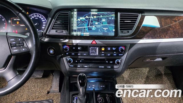 Hyundai Genesis 2016 — photo 14