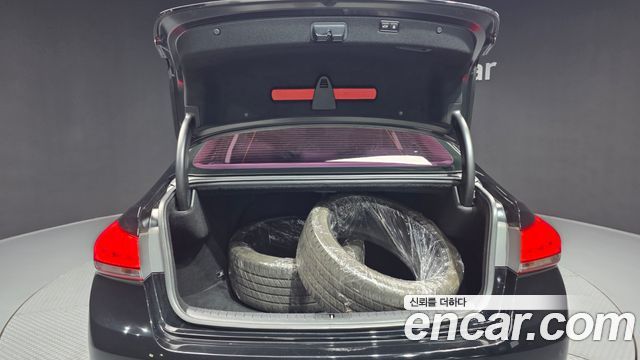 Hyundai Genesis 2016 — photo 20