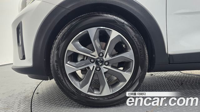 Kia Stonic 2018 — photo 5