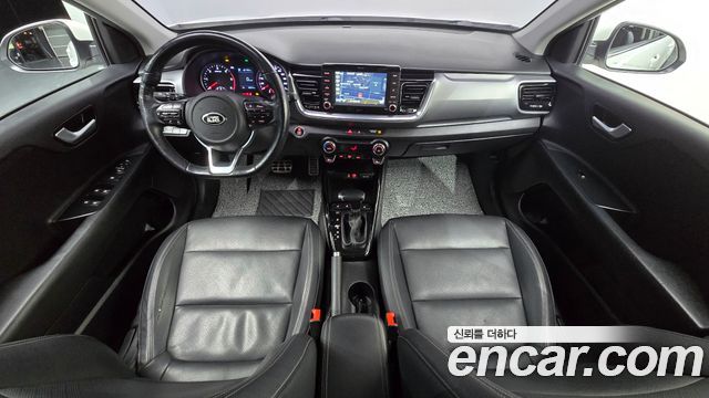 Kia Stonic 2018 — photo 7
