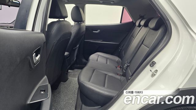 Kia Stonic 2018 — photo 12