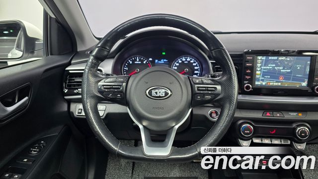 Kia Stonic 2018 — photo 13