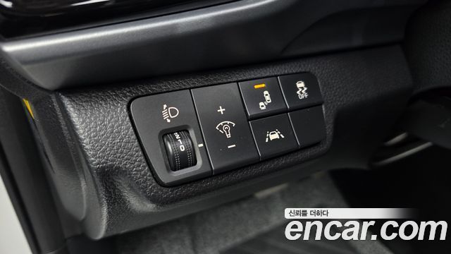 Kia Stonic 2018 — photo 14