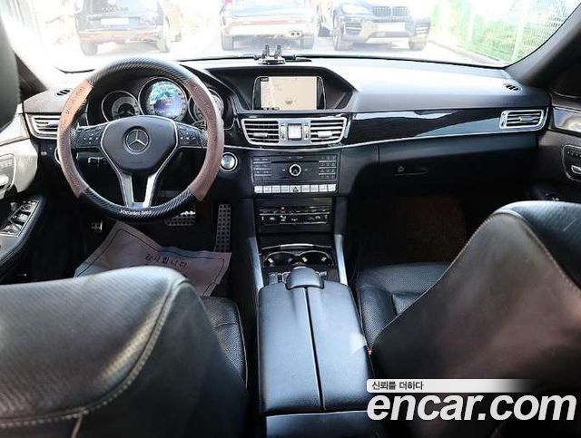 Mercedes-Benz E-Class 2016 — photo 7