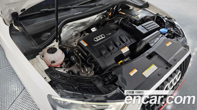 Audi Q3 2015 — photo 6
