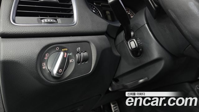 Audi Q3 2015 — photo 15