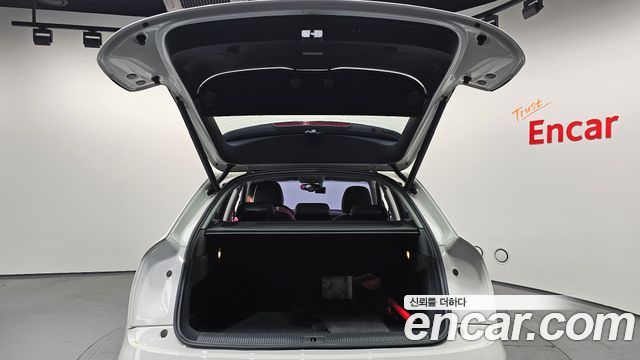 Audi Q3 2015 — photo 20