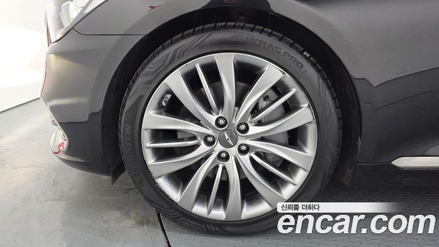 Genesis G80 2019 — photo 5