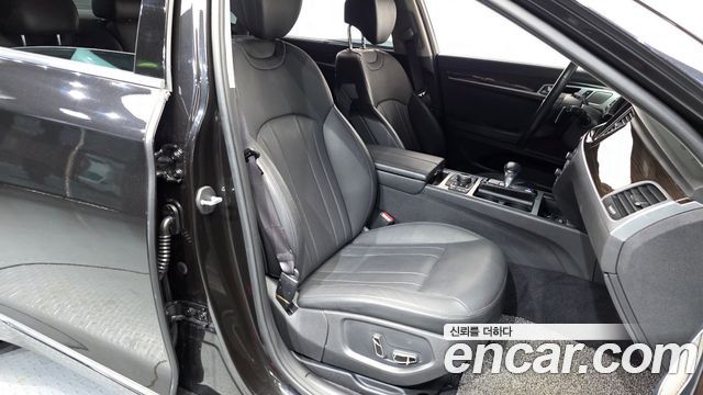 Genesis G80 2019 — photo 10