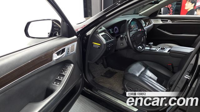 Genesis G80 2019 — photo 11