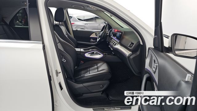 Mercedes-Benz GLE-Class 2019 — photo 11