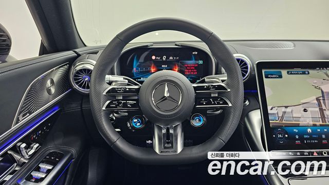 Mercedes-Benz SL-Class 2025 — photo 12