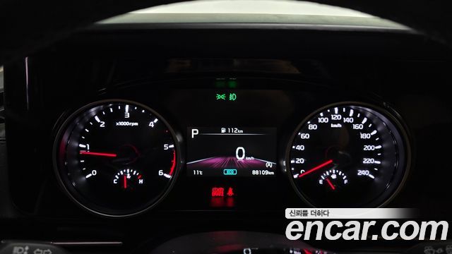 Kia Canival 2022 — photo 8