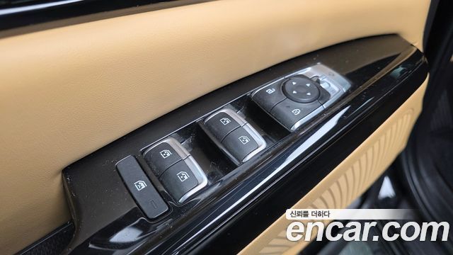 Kia Canival 2022 — photo 12