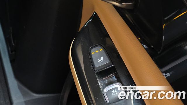 Kia Canival 2022 — photo 18