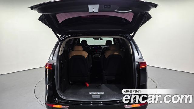 Kia Canival 2022 — photo 20