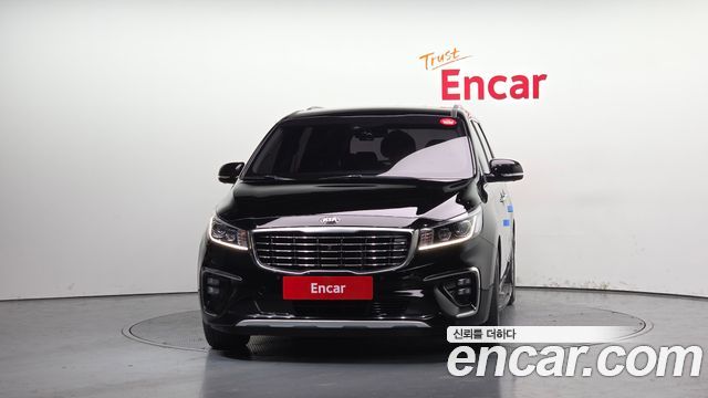 Kia Canival 2019 — photo 3