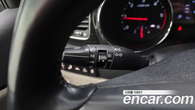 Kia Canival 2019 — photo 16