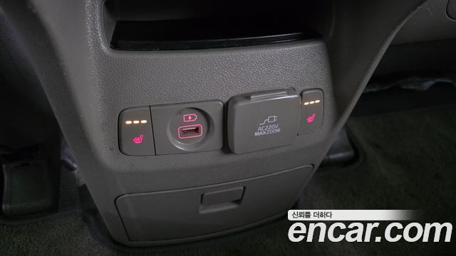 Kia Canival 2019 — photo 19