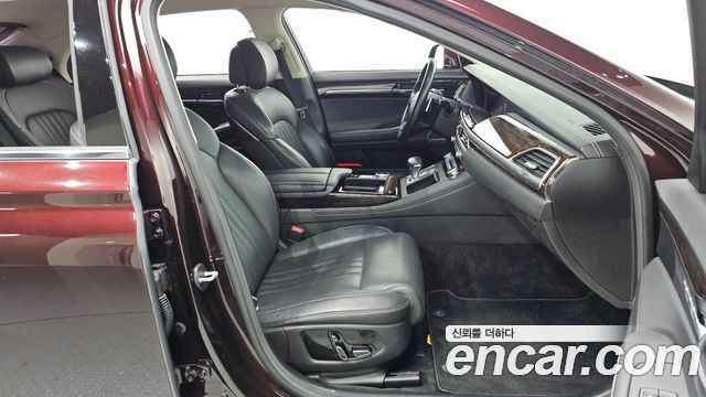 Genesis G90 2019 — photo 11