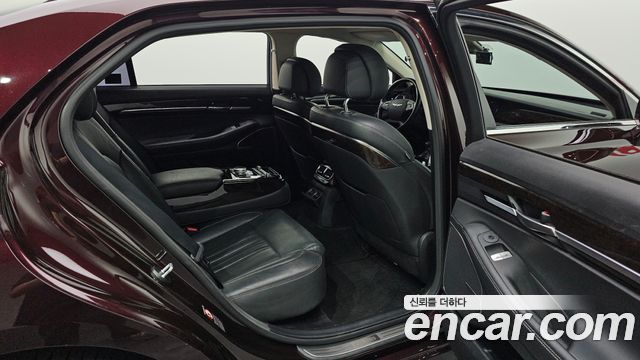 Genesis G90 2019 — photo 13
