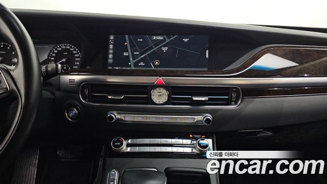 Genesis G90 2019 — photo 15