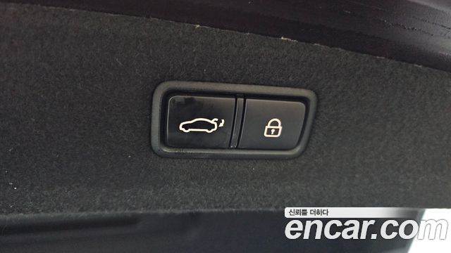 Genesis G90 2019 — photo 20