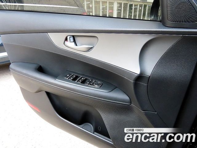 Kia K3 2019 — photo 10