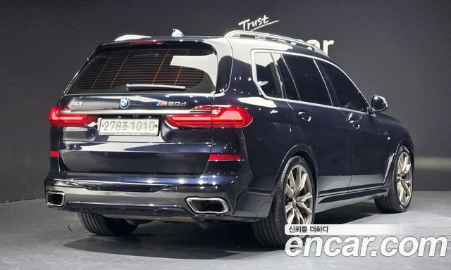 BMW X7 2020 — photo 2
