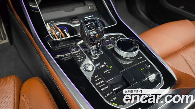 BMW X7 2020 — photo 9