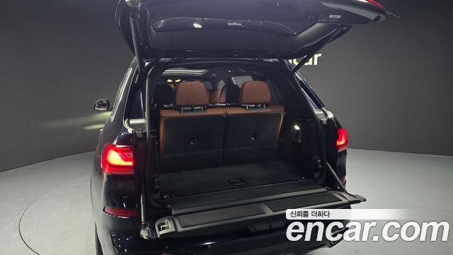 BMW X7 2020 — photo 20