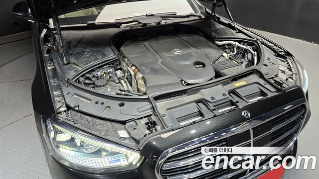 Mercedes-Benz S-Class 2021 — photo 6