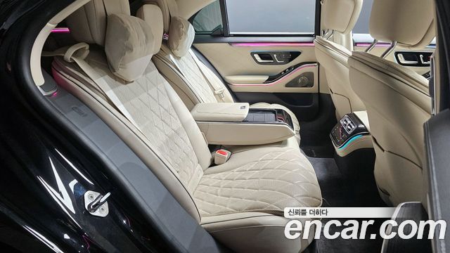 Mercedes-Benz S-Class 2021 — photo 13