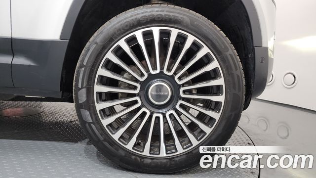 Land Rover Defender 2022 — photo 5