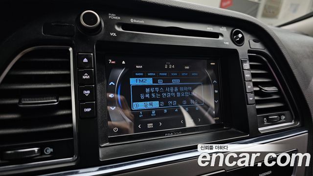 Hyundai Sonata 2015 — photo 19