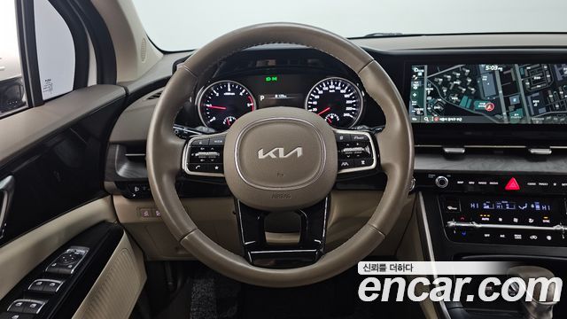 Kia Canival 2023 — photo 13