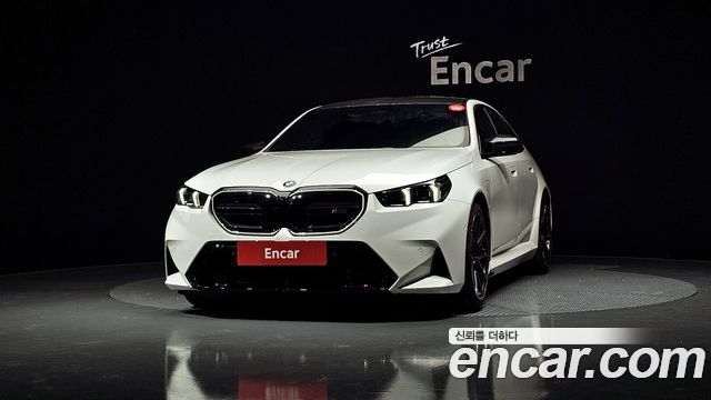 BMW M5 2025 — photo 3