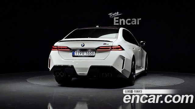 BMW M5 2025 — photo 4